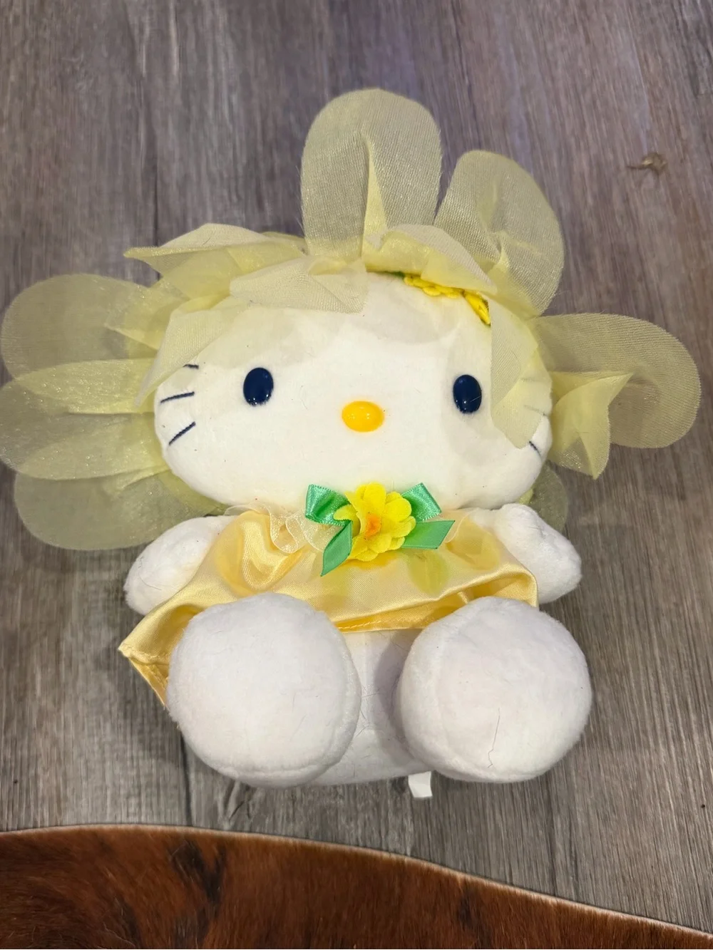 Hello Kitty Yellow & White Flower Costume Plush